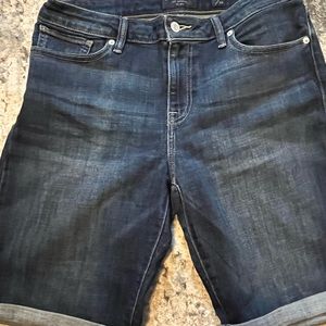 Lucky Brand Size 10 Stretch Denim Bermuda Shorts Womens